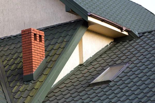 Eco-Friendly Options for Roof Installation and Sustainability